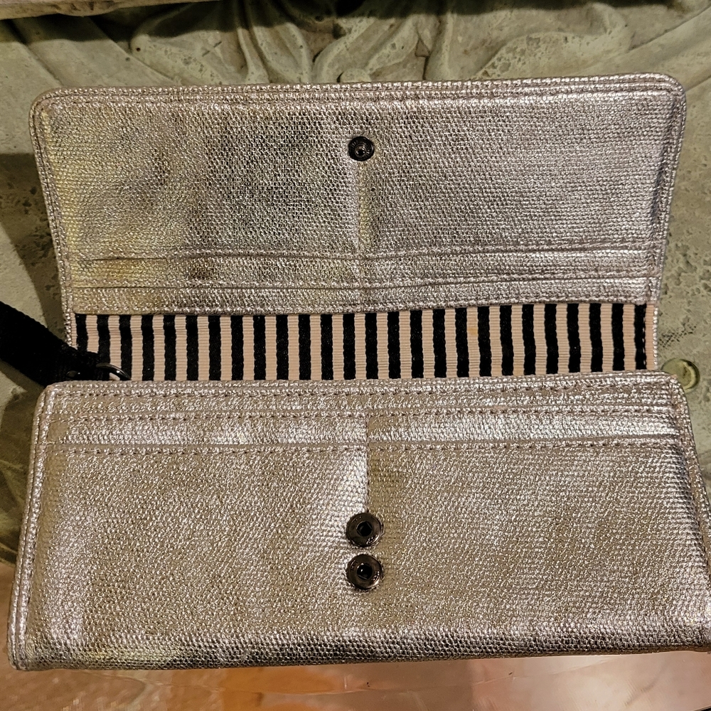L.A.M.B. by Gwen Stefani Metallic Zipper Cloth Wallet NWOT Luxury Designer #587 - Picture 5 of 10